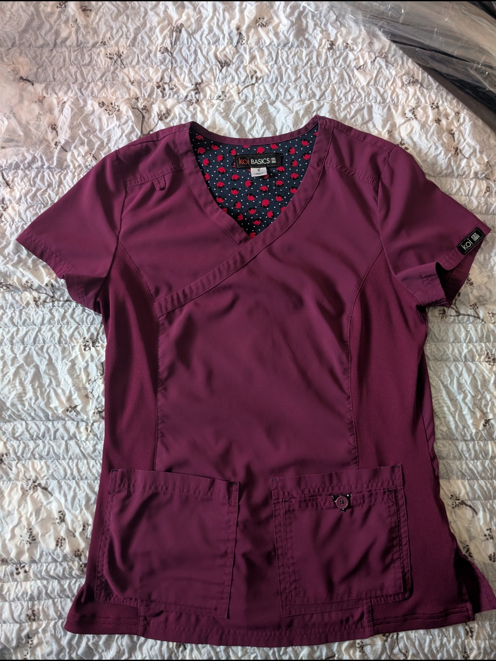 Koi Scrub Set In Wine